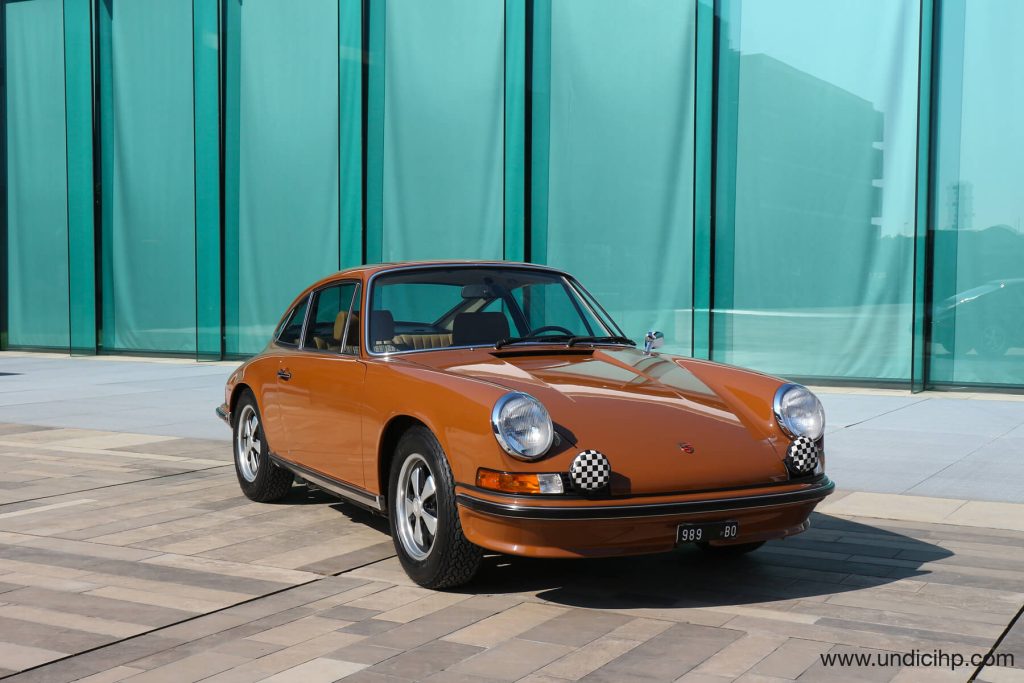 Porsche 911 2.4S sepiabraun 1973