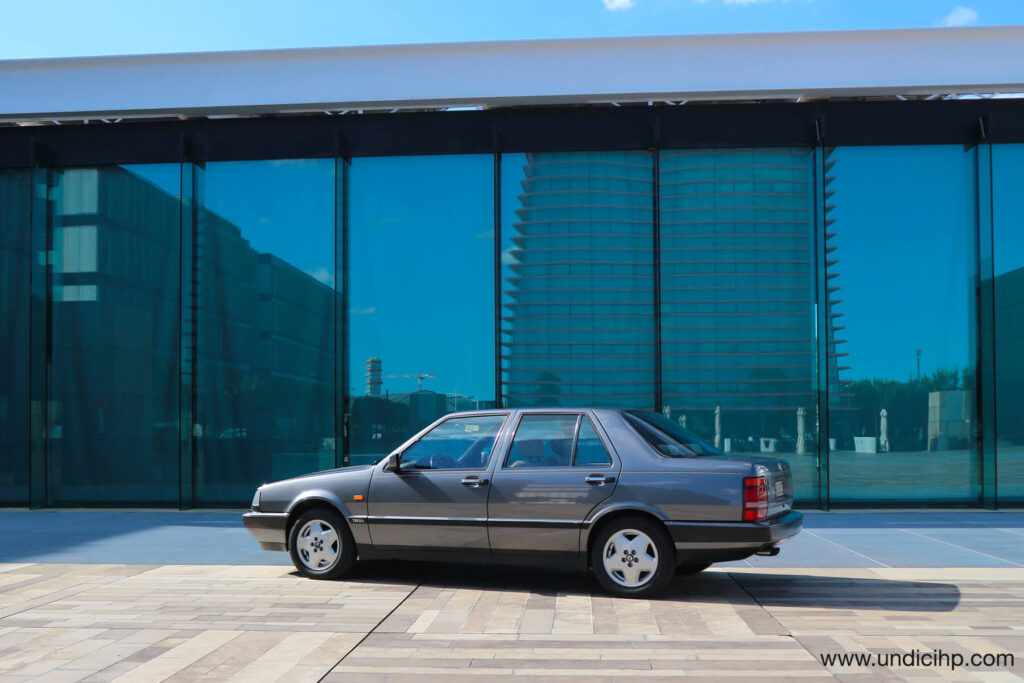 Lancia Thema Ferrari 8.32