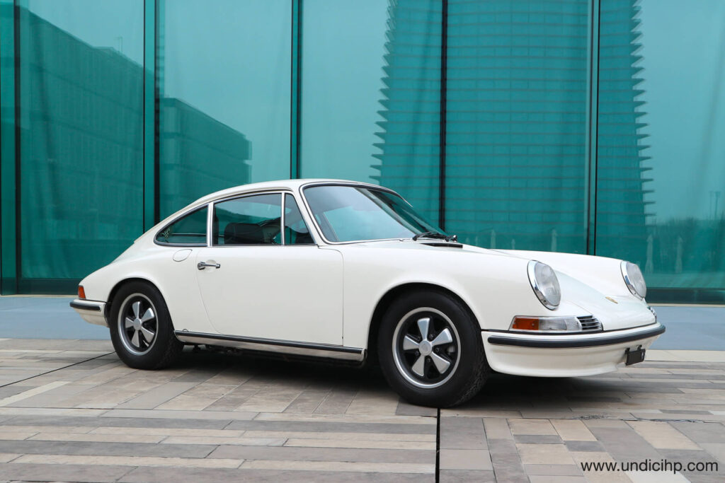 Porsche 911 2.4S coupe