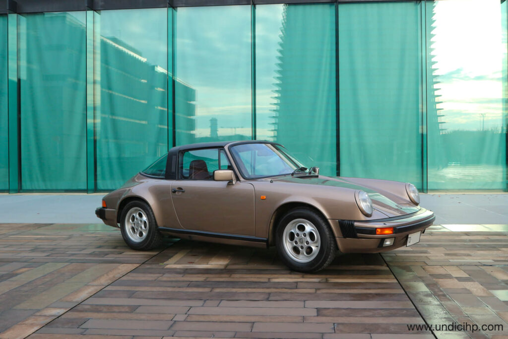 Porsche 911 3.2 targa platin metallic