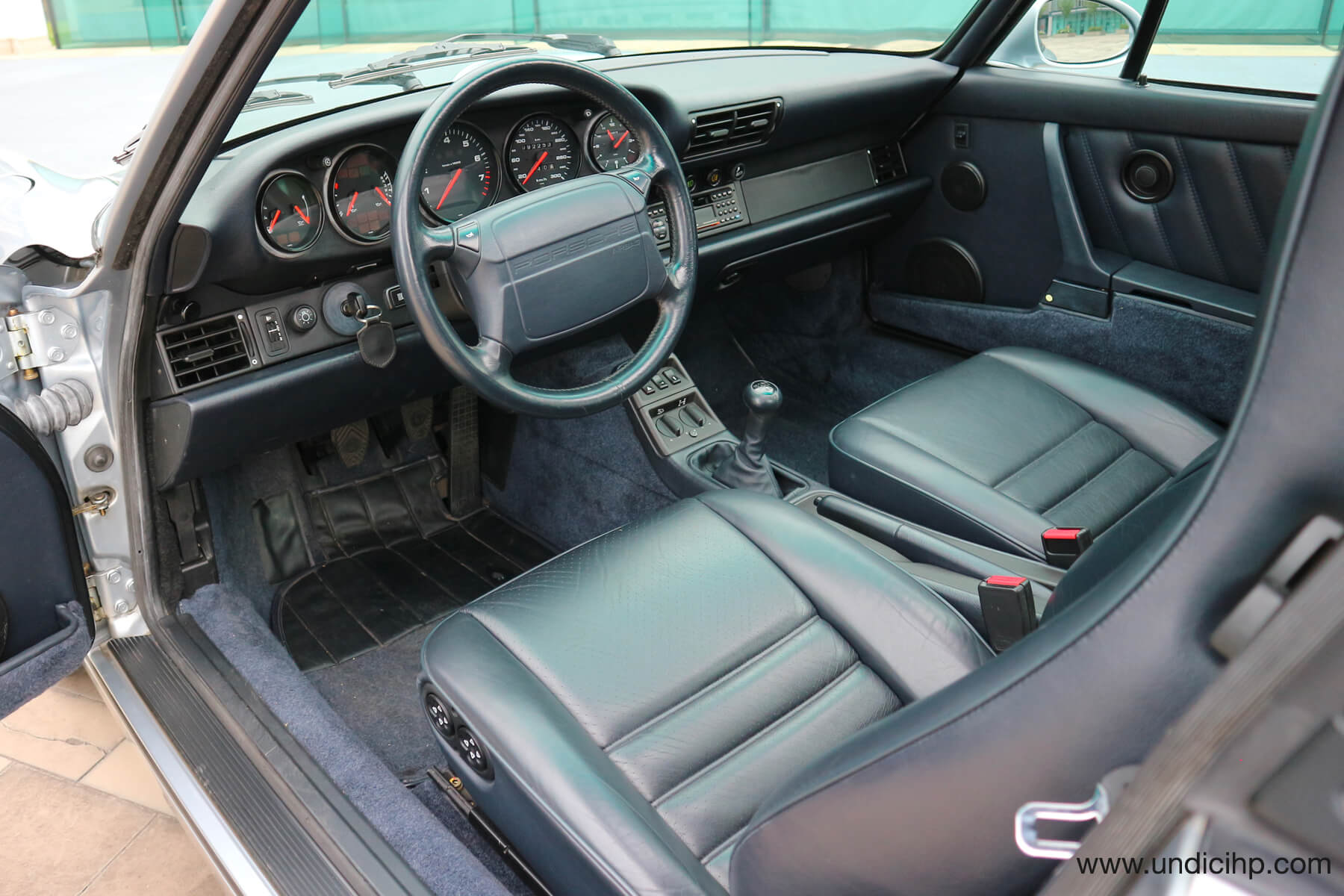 Porsche 964 Carrera 4