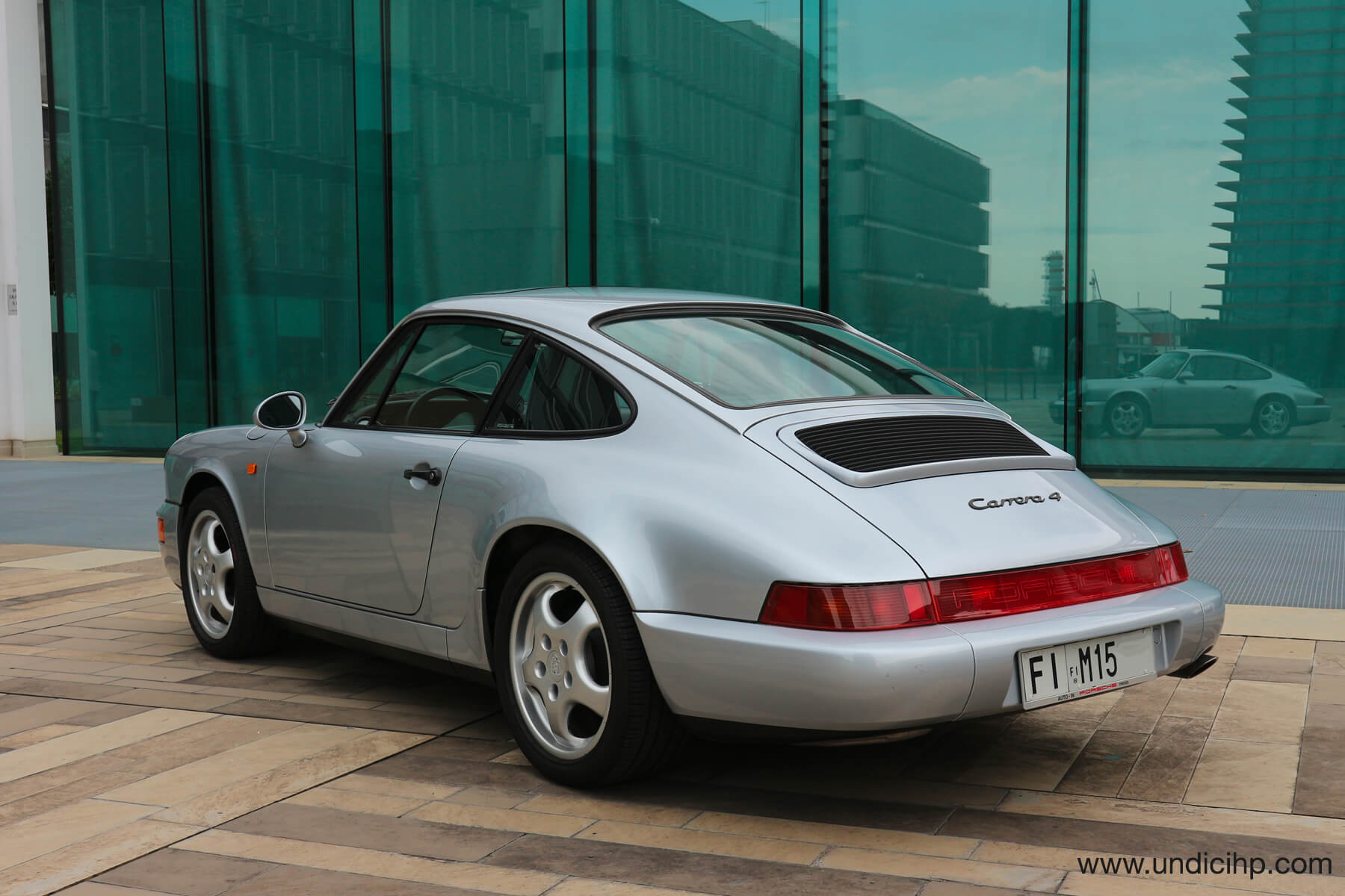 Porsche 964 Carrera 4